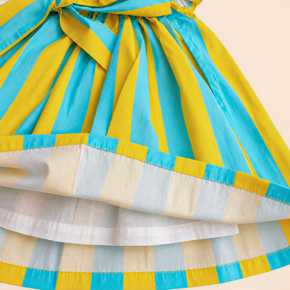 Das Nimboo Sky Kleid